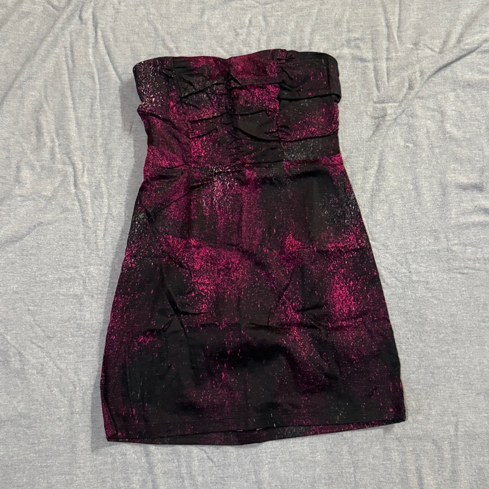 Dynamite Fuchsia and Black Textured Dress